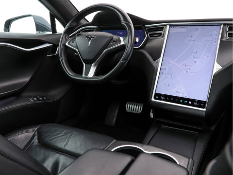 Tesla Model S P85D Performance-Pack AWD [ 3-Fase-17kW ] (INCL-BTW) *PANO | LEATHER | AUTO-PILOT | AIRSUSPENSION | KEYLESS | CAMERA | FULL-LED | ADAPTIVE-CRUISE |  DIGI-COCKPIT | HEATED-SPORTSEATS | 19"ALU*