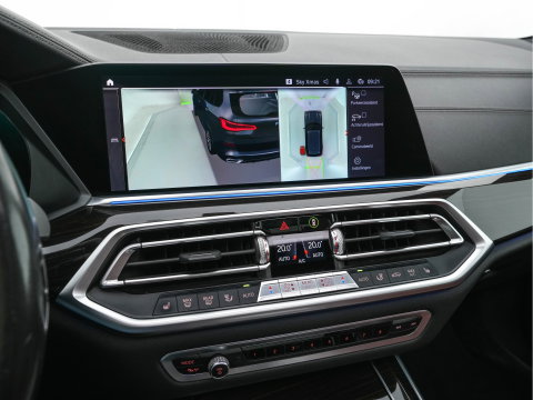 BMW X5 M50d High Executive M-Sportpack Aut. *PANO | HEAD-UP | DESIGN-LEATHER | LASER-LIGHT | TOP-VIEW | HARMAN/KARDON | MEMORY-PACK | DIGI-COCKPIT | DAB+ | HEATED-COMFORTSEATS | NAVI-FULLMAP | KEYLESS | TOWBAR | 21''ALU*