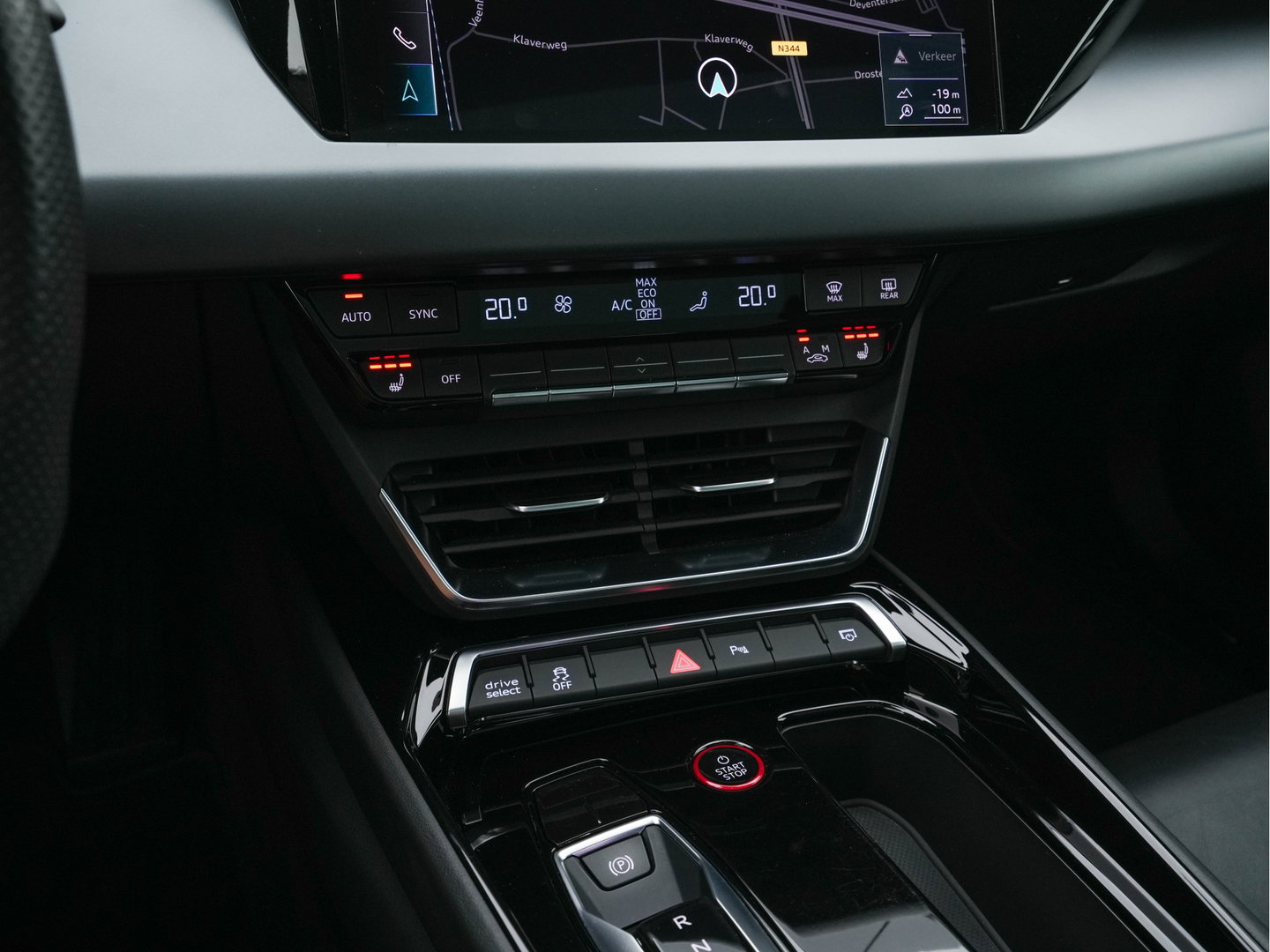 Audi e-tron GT 93 kWh Quattro (3-Fase-11 kW) {SOH-93%} (INCL-BTW) *HEATPUMP | PANO | FULL-LED | LEATHER | AUDI-SOUND | DIGI-COCKPIT | NAVI-FULLMAP | HEATED-SPORTSEATS | TOPVIEW | DAB | KEYLESS | LANE-ASSIST | SHIFTPADDLES | PRIVACYGLASS | 20"ALU*