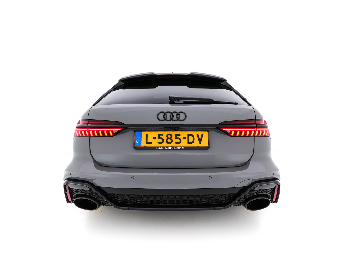Audi RS6 Avant TFSI Quattro (INCL-BTW) Aut. *CERAMIC-BREAKS | LEATHER | HEAD-UP | LASER-LIGHT | BANG&OLUFSEN-ADVANCED | SOFT-CLOSE | ADAPTIVE-CRUISE | BLINDSPOT | TOPVIEW | MEMORY-PACK | DAB+ | ...