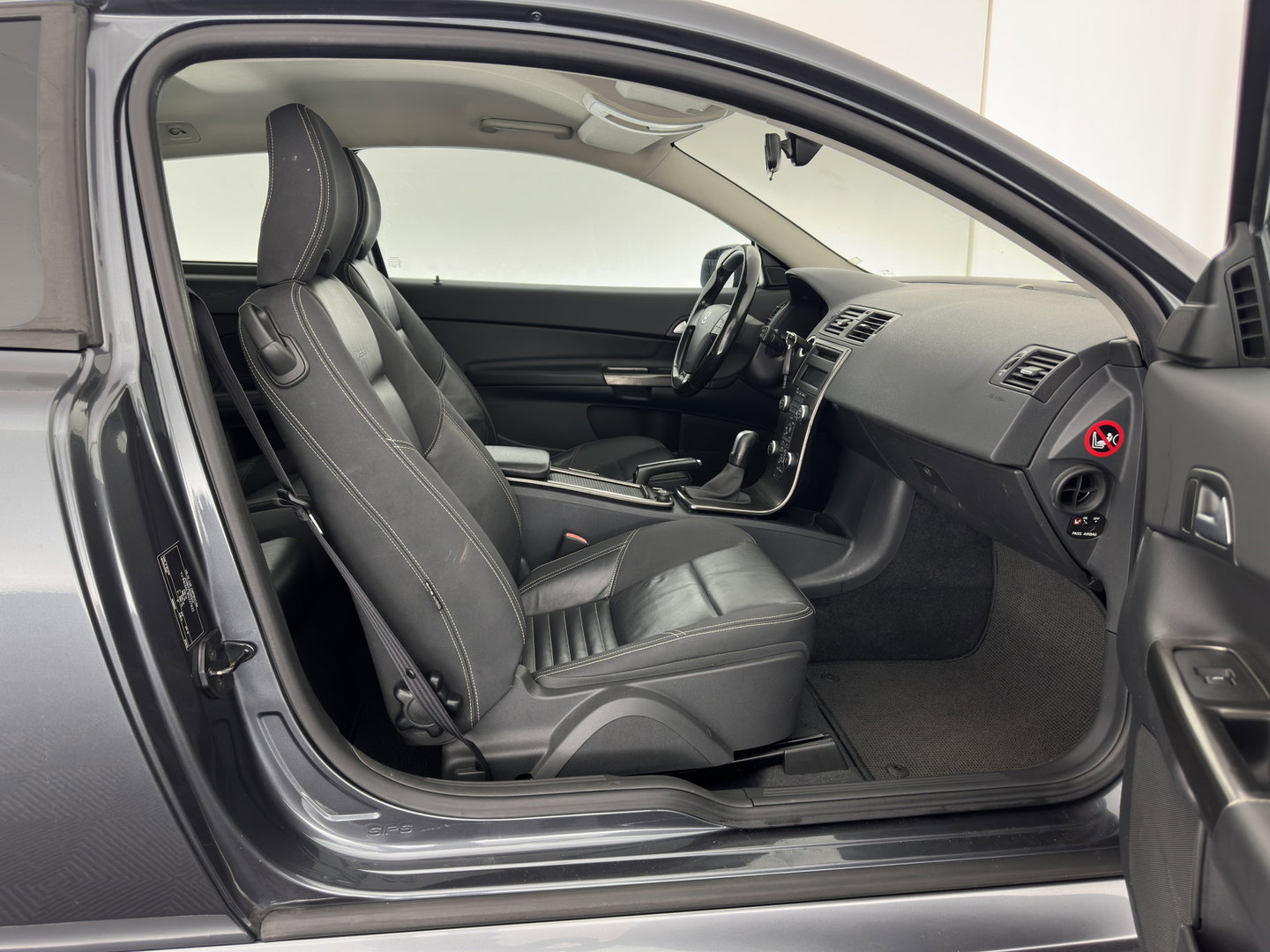 Volvo C30 1.6 D2 R-Design (INCL-BTW) *LEATHER-FABRIC | SPORT-SEATS | ECC | PDC | CARBON-INLAY | CRUISE | 17''ALU*