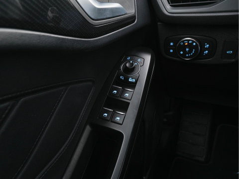 Ford FOCUS Wagon 2.0 ST-Line-X Business EcoBlue (INCL-BTW) Aut. *ADAPTIVE-CRUISE | DIGI-COCKPIT | KEYLESS | CAMERA | NAVI-FULLMAP | HEATED-SPORTSEATS | DAB+ | SHIFT-PADDLES | ECC | PDC | TOWBAR | 18''ALU*