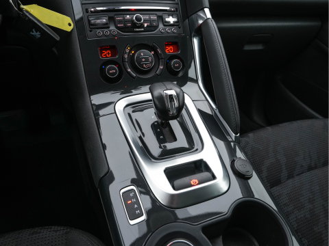 Peugeot 3008 2.0 HDiF HYbrid4 Aut. *NAVI-FULLMAP | COMFORT-SEATS | ECC | SHIFT-PADDLES | PDC | CRUISE | 16''ALU*