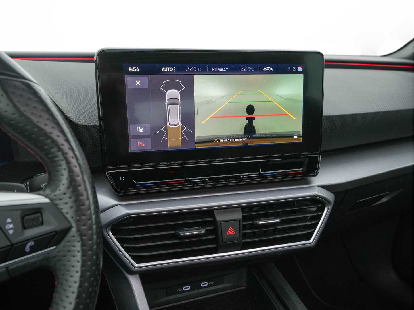 SEAT Leon Sportstourer 2.0 TDI FR Business Intense (INCL-BTW) Aut.  *PANO | FULL-LED | ADAPTIVE-CRUISE | DIGI-COCKPIT | NAVI-FULLMAP | LEATHER-MICROFIBRE | CARPLAY | KEYLESS | SHIFT-PADDLES | SPORT-SEATS | AMBIENT-LIGHT | CAMERA | 17''ALU | T