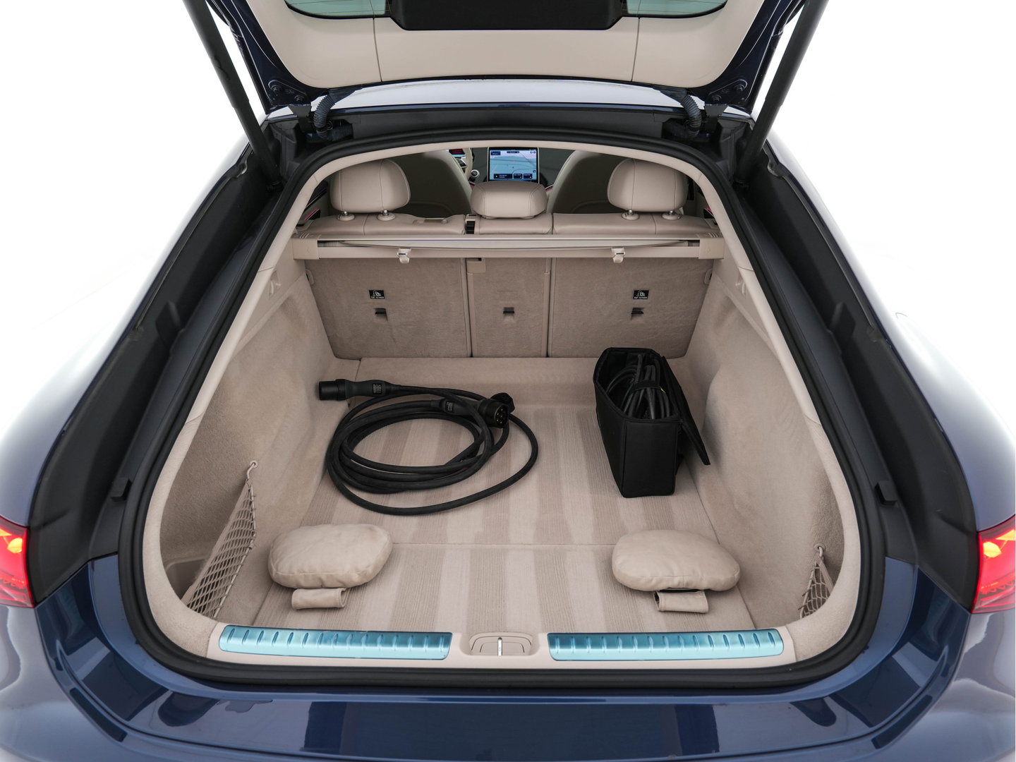 Mercedes-Benz EQS 350 Business Line 90 kWh {SOH-100%} [3-Fase-11kW] (INCL-BTW) Aut. *PANO | LEATHER | FULL-LED | MEMORY-PACK | HEATED-COMFORTSEATS | DIGI-COCKPIT | CAMERA | AMBIENT-LIGHT | NAVI-FULLMAP | BLIND-SPOT | KEYLESS | CARPLAY | PRIVACY-GLASS |