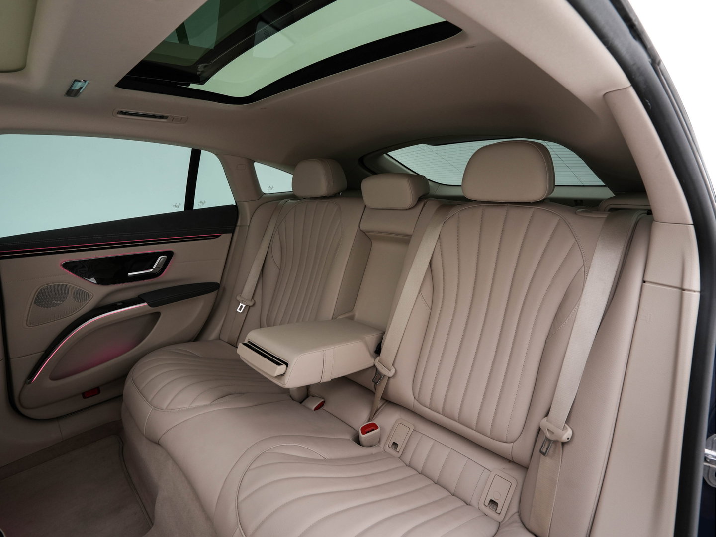 Mercedes-Benz EQS 350 Business Line 90 kWh {SOH-100%} [3-Fase-11kW] (INCL-BTW) Aut. *PANO | LEATHER | FULL-LED | MEMORY-PACK | HEATED-COMFORTSEATS | DIGI-COCKPIT | CAMERA | AMBIENT-LIGHT | NAVI-FULLMAP | BLIND-SPOT | KEYLESS | CARPLAY | PRIVACY-GLASS |
