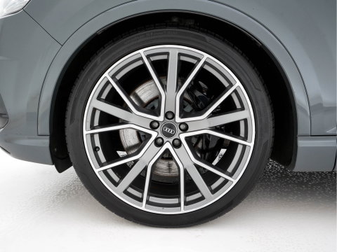 Audi SQ7 4.0 TDI Quattro Pro Line + Aut. *PANO | LEATHER | FULL-LED | DIGI-COCKPIT | BOSE-SOUND | KEYLESS | CAMERA | NAVI-FULLMAP | HEATED/VENTILATED-COMFORTSEATS | SHIFT-PADDLES | CARBON-INLAY | ECC | ADAPTIVE-CRUISE |