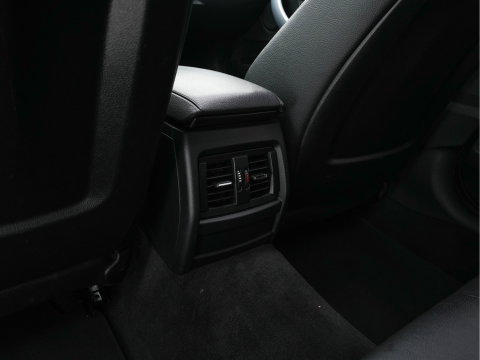 BMW 3-serie Gran Turismo 320i M-Sportpack High Executive Aut. *PANO | XENON | LEATHER | HEATED-SPORTSEATS | SHIFT-PADDLES | PRIVACY-GLASS | NAVI-FULLMAP | ECC | PDC | CRUISE | 19''ALU*
