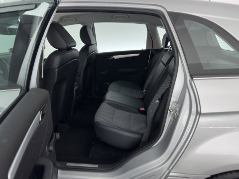 Mercedes-Benz B-Klasse 180 CDI Aut. *LEATHER-FABRIC | AIRCO | CRUISE | COMFORT-SEATS | TOWBAR | 17''ALU*