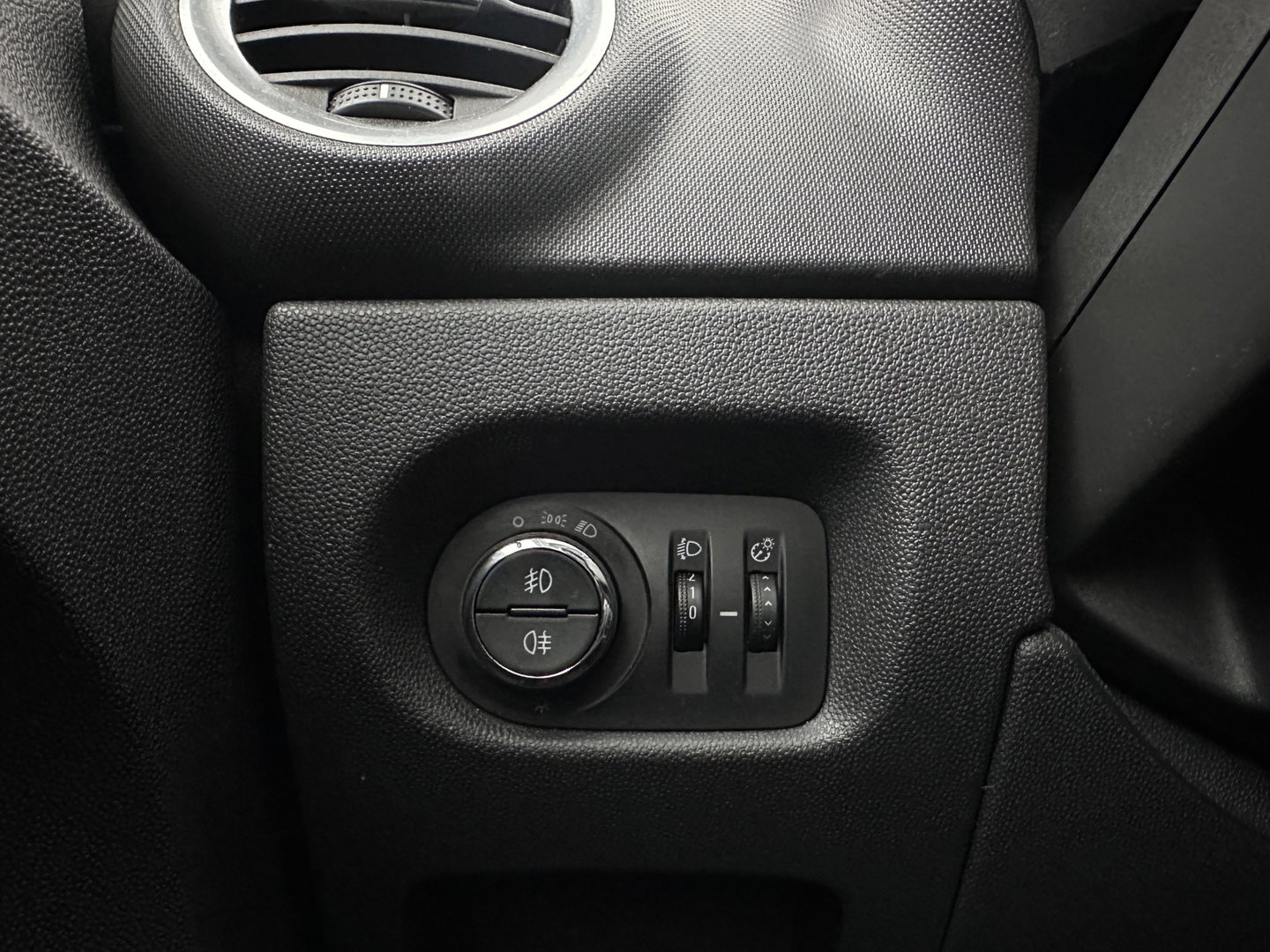 Opel Corsa 1.3 CDTi EcoFlex S/S Business+ *LEATHER-FABRIC | NAVI-FULLMAP | AIRCO | CRUISE | COMFORT-SEATS | PDC | 15''ALU*