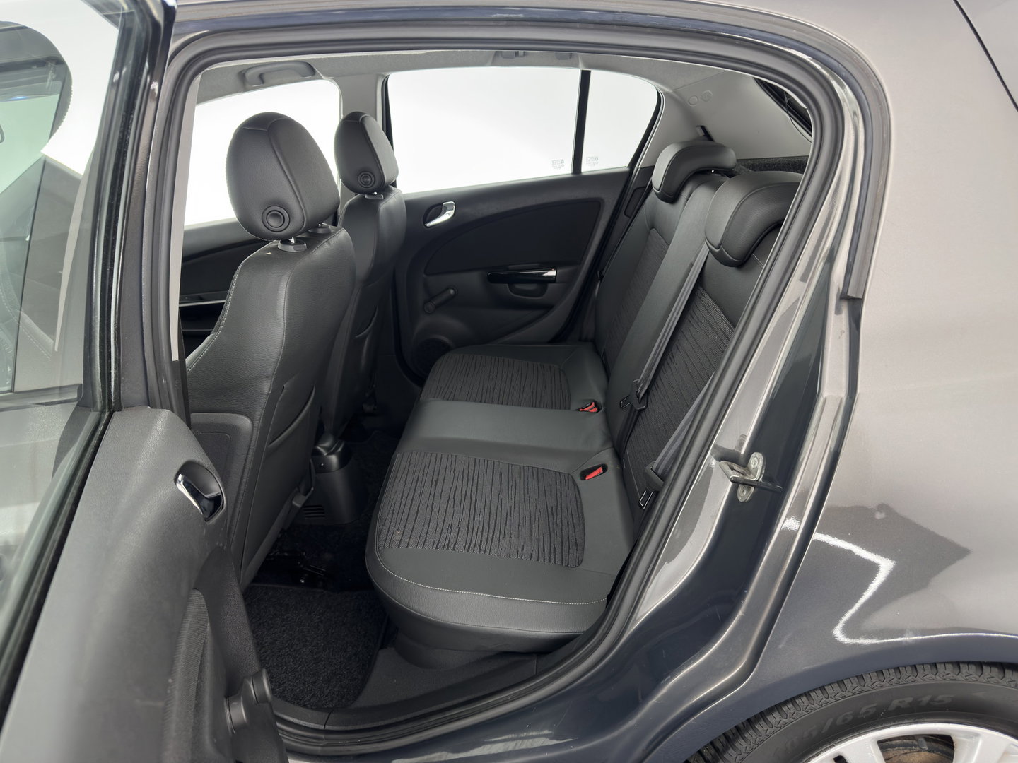 Opel Corsa 1.3 CDTi EcoFlex S/S Business+ *LEATHER-FABRIC | NAVI-FULLMAP | AIRCO | CRUISE | COMFORT-SEATS | PDC | 15''ALU*