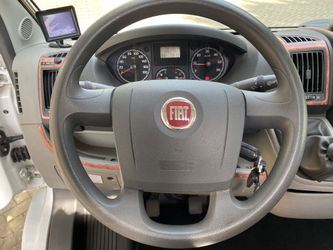 Pilote P730XLC Fiat Queensbed*1.90x1.40* *AIRCO | CAMERA | PANO | QUEENSBED | AUDIO | TV | WC | DOUCHE | LUIFEL*