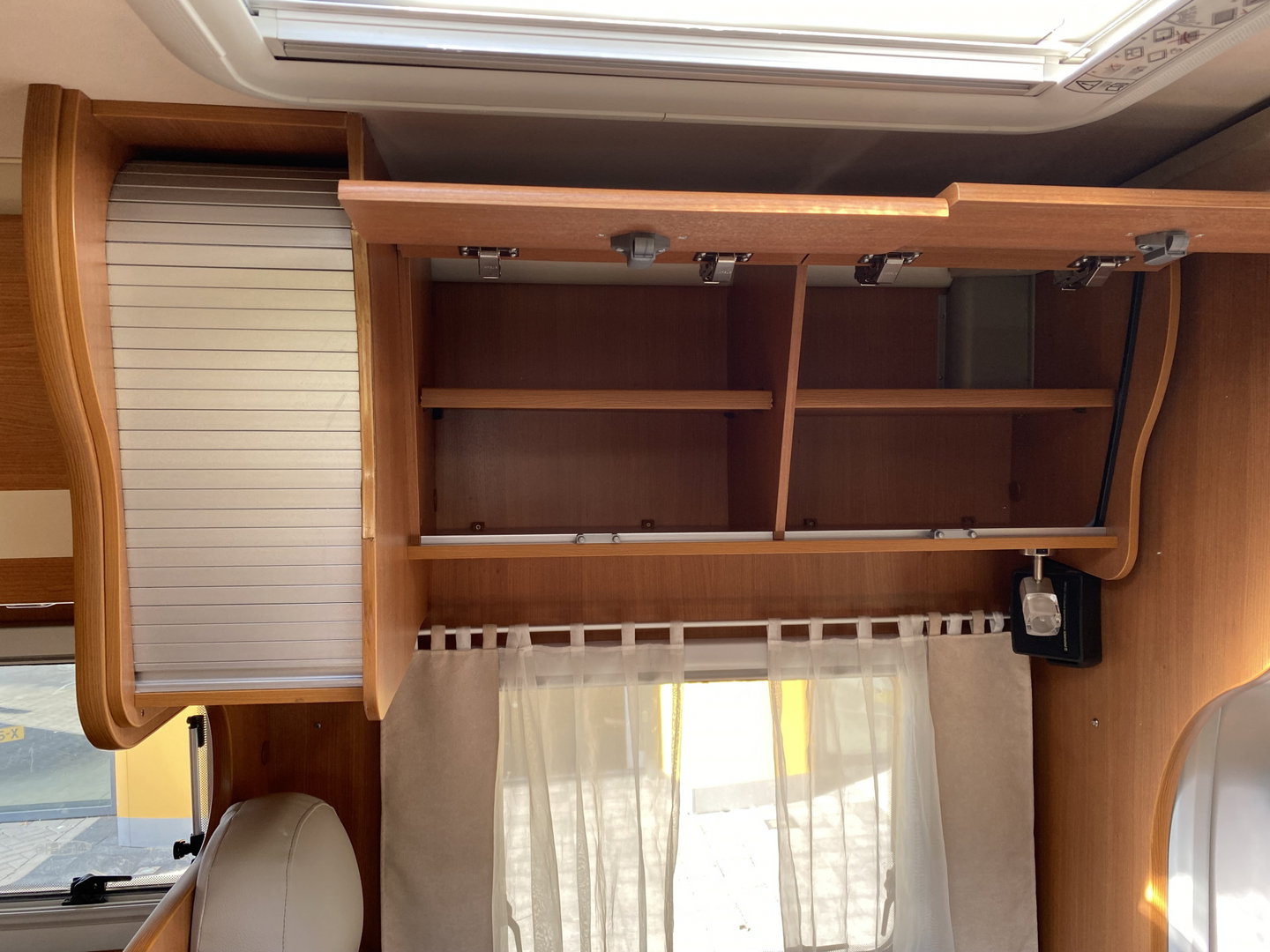Pilote P730XLC Fiat Queensbed*1.90x1.40* *AIRCO | CAMERA | PANO | QUEENSBED | AUDIO | TV | WC | DOUCHE | LUIFEL*