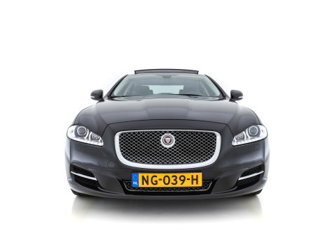 Jaguar XJ 3.0 V6D Portfolio Long (INCL-BTW) Aut. *PANO | LEATHER  | BI-XENON | MERIDIAN-AUDIO | MEMORY-PACK | KEYLESS | CAMERA | ECC | HEATED-COMFORTSEATS | PDC | NAVI-FULLMAP | SHIFT-PADDLES | CRUISE | 19"ALU*