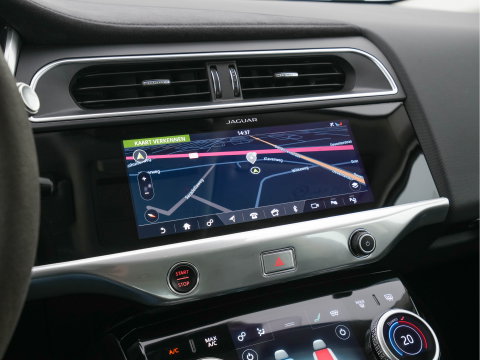 Jaguar I-PACE EV400 HSE First Edition AWD (SoH-91%} (INCL-BTW) Aut. *HEATPUMP | DIGI-COCKPIT | MATRIX-LED | MICROFIBRE | MERIDIAN-AUDIO | TOPVIEW | KEYLESS | LANE-ASSIST | BLINDSPOT | CRUISE | DAB | MEMORY-PACK | CCS-FASTLOADER | SPORTSEATS |