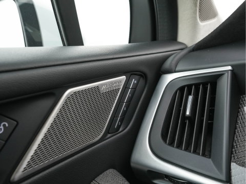 Jaguar I-PACE EV400 HSE First Edition AWD (SoH-91%} (INCL-BTW) Aut. *HEATPUMP | DIGI-COCKPIT | MATRIX-LED | MICROFIBRE | MERIDIAN-AUDIO | TOPVIEW | KEYLESS | LANE-ASSIST | BLINDSPOT | CRUISE | DAB | MEMORY-PACK | CCS-FASTLOADER | SPORTSEATS |