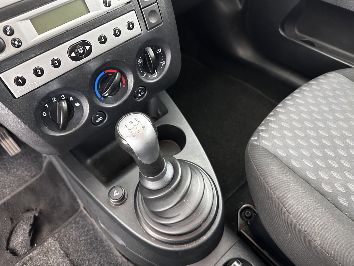 Ford Fiesta 1.3 Futura * AIRCO | RADIO-CD | 16"ALU *