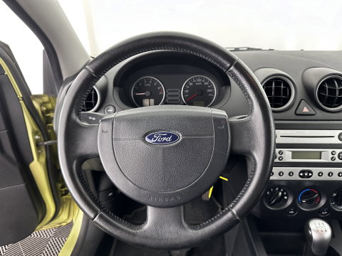 Ford Fiesta 1.3 Futura * AIRCO | RADIO-CD | 16"ALU *
