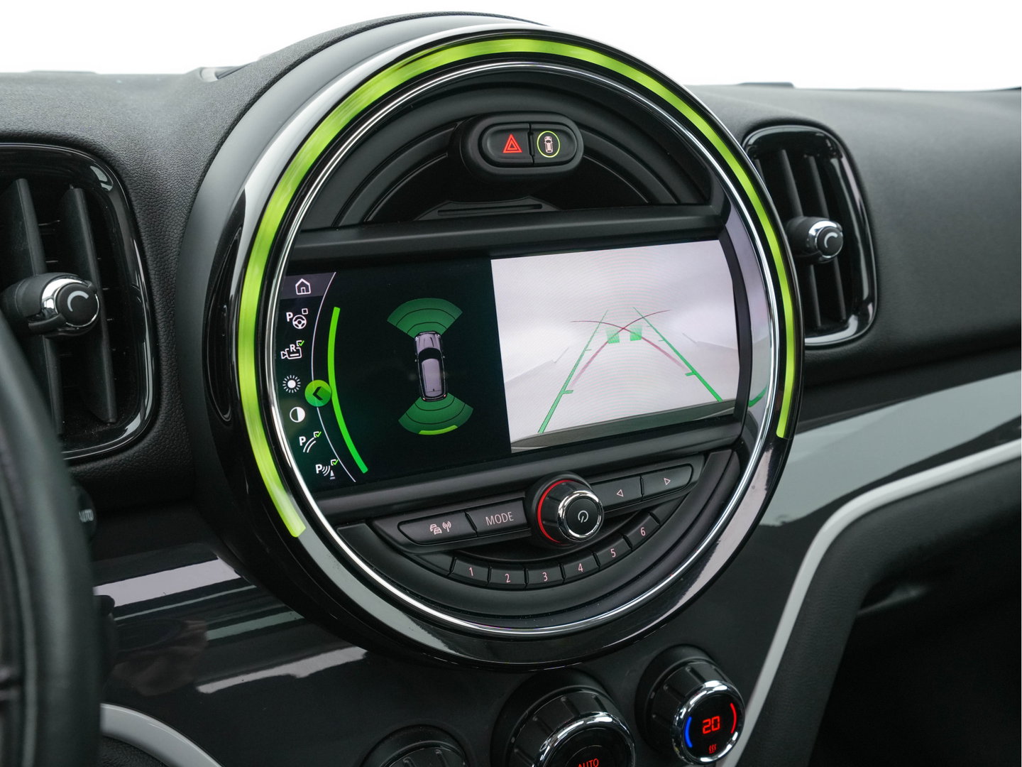 MINI Countryman 2.0 Cooper SE ALL4 (Plug-In) (INCL-BTW) Aut. *PANO | LEATHER-ALCANTARA | HARMAN/KARDON | ADAPTIVE-CRUISE | FULL-LED | KEYLESS | NAVI-FULLMAP | CAMERA | ECC | PDC | SPORTSEATS | AMBIENT-LIGHT | 18"ALU*