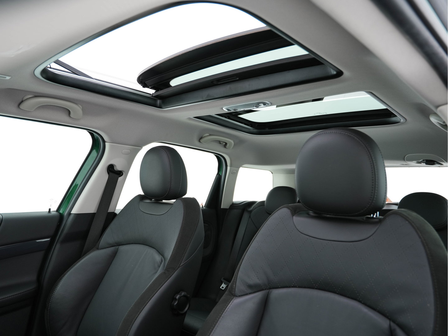 MINI Countryman 2.0 Cooper SE ALL4 (Plug-In) (INCL-BTW) Aut. *PANO | LEATHER-ALCANTARA | HARMAN/KARDON | ADAPTIVE-CRUISE | FULL-LED | KEYLESS | NAVI-FULLMAP | CAMERA | ECC | PDC | SPORTSEATS | AMBIENT-LIGHT | 18"ALU*