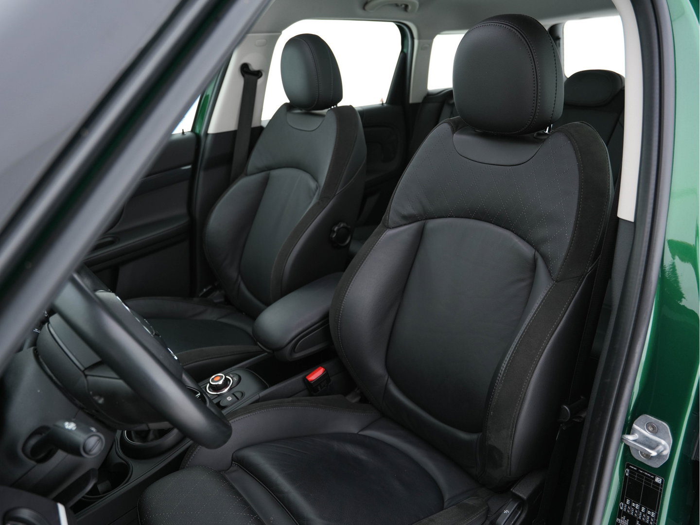 MINI Countryman 2.0 Cooper SE ALL4 (Plug-In) (INCL-BTW) Aut. *PANO | LEATHER-ALCANTARA | HARMAN/KARDON | ADAPTIVE-CRUISE | FULL-LED | KEYLESS | NAVI-FULLMAP | CAMERA | ECC | PDC | SPORTSEATS | AMBIENT-LIGHT | 18"ALU*