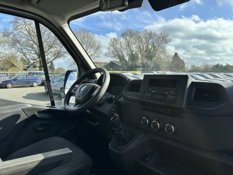 Renault Master T35 2.3 dCi 180 L2H2 Energy ( 3-Pers ) *REFRIGERATED | DOUBLE-SLIDINGDOORS | CAMERA | AIRCO | BLINDSPOT | CRUISE | PDC | TOWBAR*