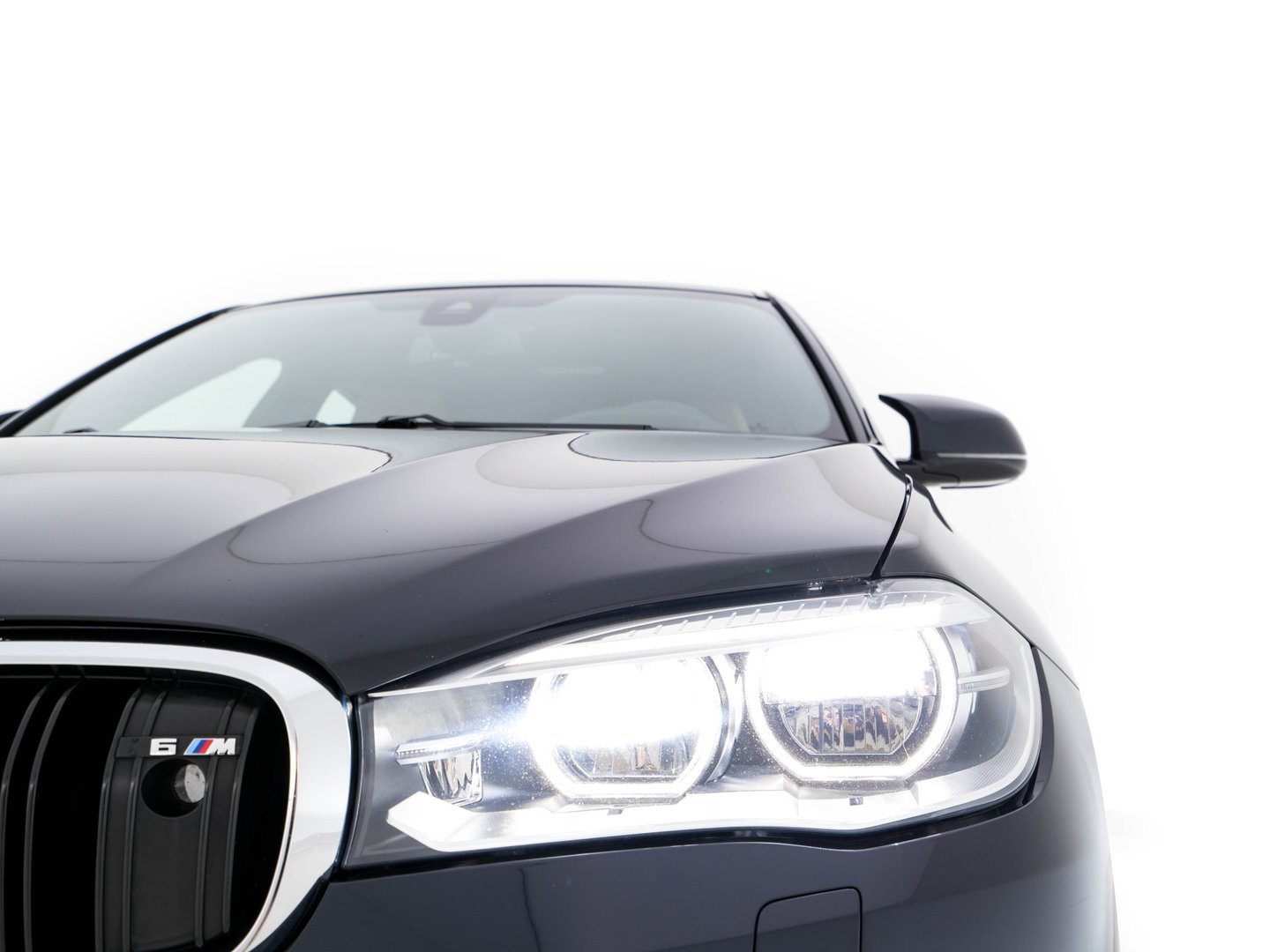 BMW X6 M Sport-Pack Innovation-Pack [ CHIP-TUNING 680-PK/850-Nm ] Aut. *LEATHER | NIGHT-VISION | TOPVIEW | MEMORY-PACK | HARMAN/KARDON-AUDIO | HEAD-UP | SOFT-CLOSE |  BLIND-SPOT | DAB+ | FULL-LED | NAVI-FULLMAP | HEATED-SPORTSEATS | SHIFTPADDLES | 21