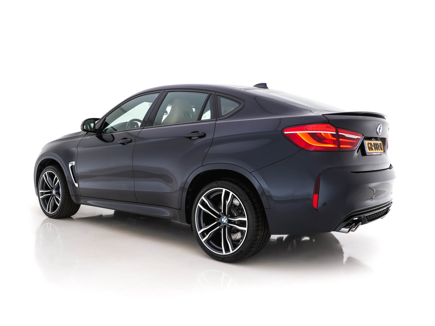 BMW X6 M Sport-Pack Innovation-Pack [ CHIP-TUNING 680-PK/850-Nm ] Aut. *LEATHER | NIGHT-VISION | TOPVIEW | MEMORY-PACK | HARMAN/KARDON-AUDIO | HEAD-UP | SOFT-CLOSE |  BLIND-SPOT | DAB+ | FULL-LED | NAVI-FULLMAP | HEATED-SPORTSEATS | SHIFTPADDLES | 21