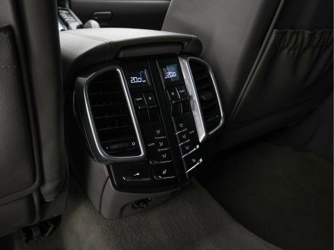Porsche Cayenne 4.8 Turbo AWD Aut. *PANO | LEATHER | BURMESTER-SURROUND | BI-XENON | MEMORY-PACK | NAVI-FULLMAP | ADAPTIVE-CRUISE | AIR-SUSPENSION | CAMERA | SPORT-SEATS |  20''ALU*