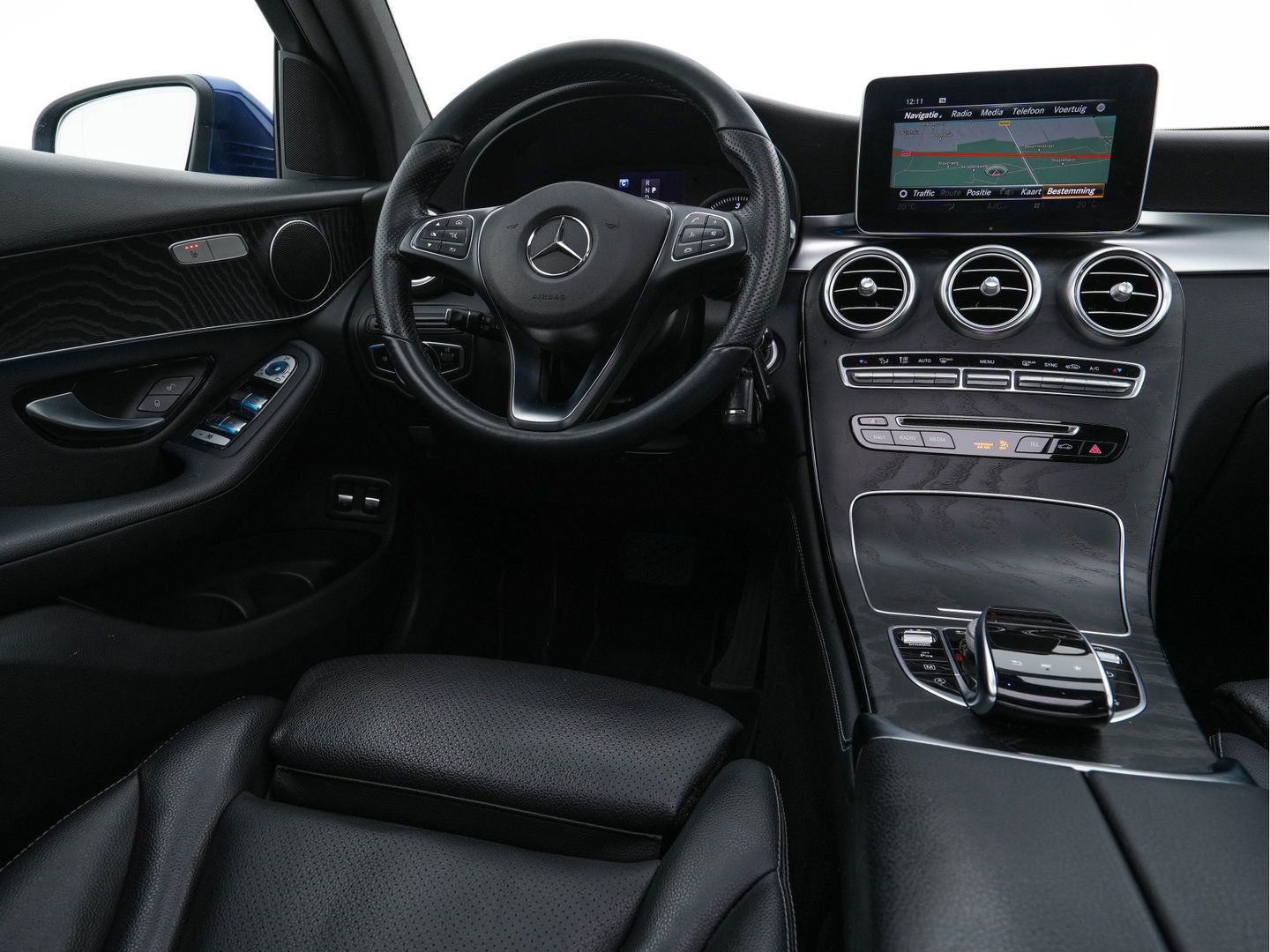 Mercedes-Benz GLC Coupé 350 d 4Matic AMG-Sportpack Premium Plus Aut. *PANO | LEATHER | FULL-LED |  NAVI-FULLMAP | ECC | CAMERA | PDC | SHIFT-PADDLES | CRUISE | AMBIENT-LIGHT | TOWBAR | HEATED-SPORTSEATS | PRIVACY-GLASS | 20"ALU*