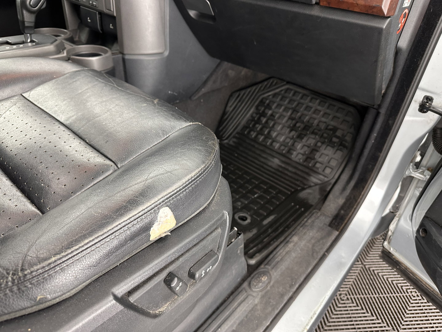Land Rover Discovery 3  *MOTOR-DEFECT* Aut. *PANO | FULL-LEATHER | XENON | HARMAN/KARDON | MEMORY-PACK | AIR-SUPENSION | NAVI-FULLMAP | 19''ALU | ECC | PDC | CRUISE | TOWBAR*