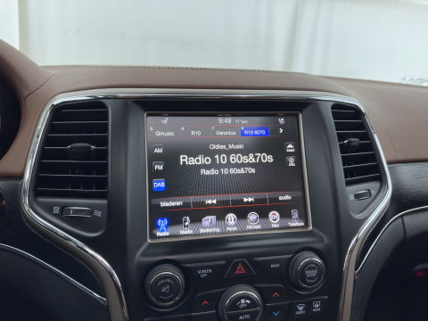 Jeep Grand Cherokee 3.0 CRD Summit Aut. *PANO | FULL-LEATHER | XENON | DIGI-COCKPIT | AIR-SUSPENSION | BLIND-SPOT | ADAPTIVE-CRUISE | MEMORY-PACK | CAMERA | KEYLESS | NAVI-FULLMAP | TOWBAR | COMFORT-SEATS | SHIFT-PADDLES | DAB