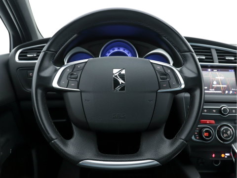 DS DS 4 Crossback 1.6 BlueHDi Business-Pack Aut. *NAVI-FULLMAP | FULL-LED | LEATHER-MICROFIBRE | DAB+ | ECC | PDC | CRUISE | KEYLESS | PRIVACY-GLASS | SPORT-SEATS | TOWBAR | 16"ALU*
