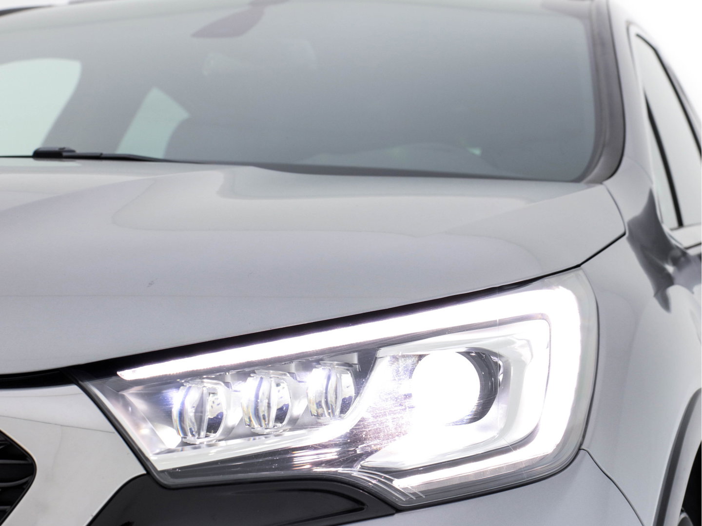 DS DS 4 Crossback 1.6 BlueHDi Business-Pack Aut. *NAVI-FULLMAP | FULL-LED | LEATHER-MICROFIBRE | DAB+ | ECC | PDC | CRUISE | KEYLESS | PRIVACY-GLASS | SPORT-SEATS | TOWBAR | 16"ALU*