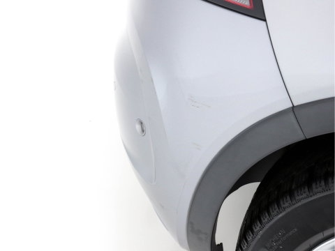 DS DS 4 Crossback 1.6 BlueHDi Business-Pack Aut. *NAVI-FULLMAP | FULL-LED | LEATHER-MICROFIBRE | DAB+ | ECC | PDC | CRUISE | KEYLESS | PRIVACY-GLASS | SPORT-SEATS | TOWBAR | 16"ALU*