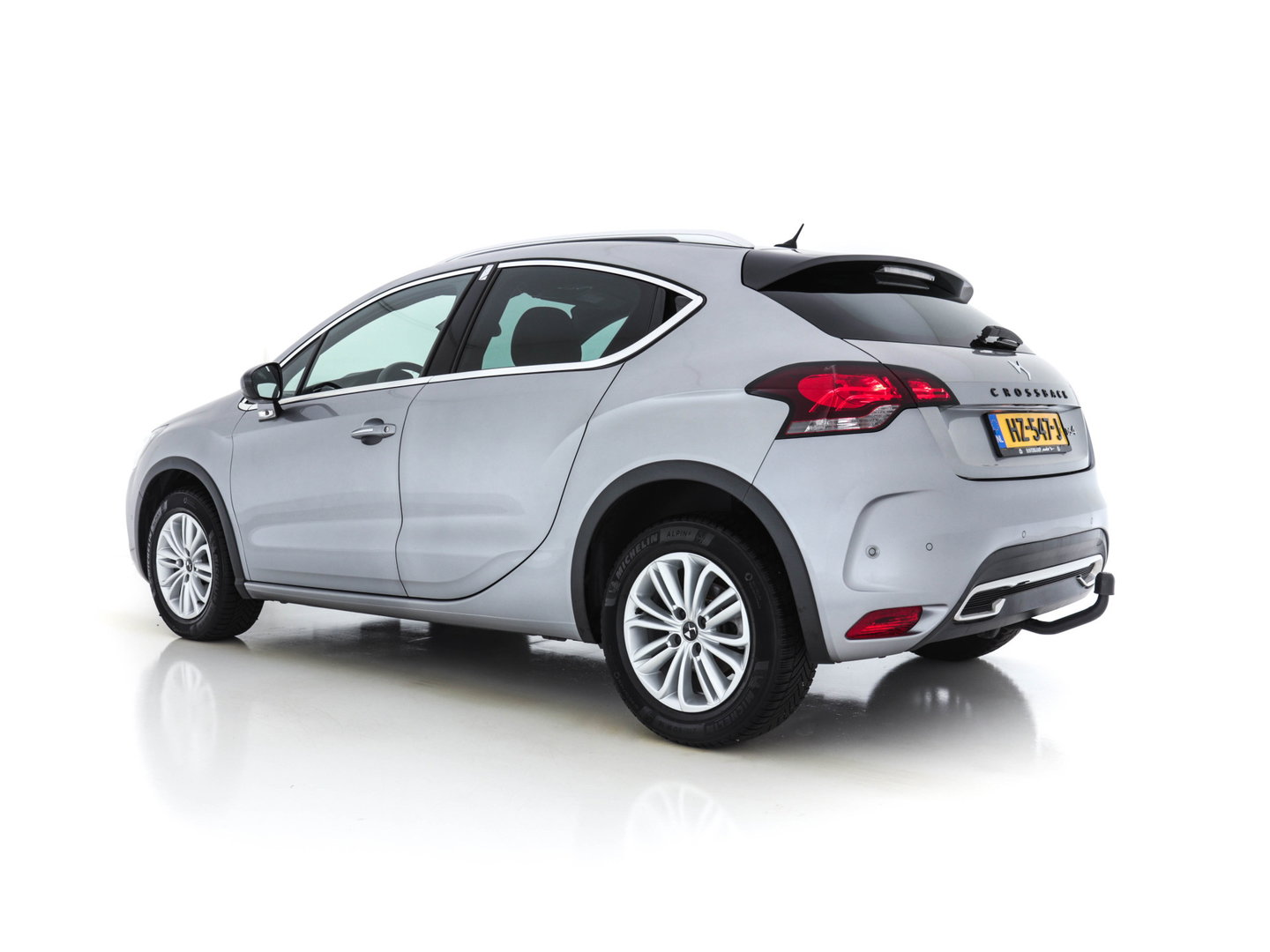DS DS 4 Crossback 1.6 BlueHDi Business-Pack Aut. *NAVI-FULLMAP | FULL-LED | LEATHER-MICROFIBRE | DAB+ | ECC | PDC | CRUISE | KEYLESS | PRIVACY-GLASS | SPORT-SEATS | TOWBAR | 16"ALU*