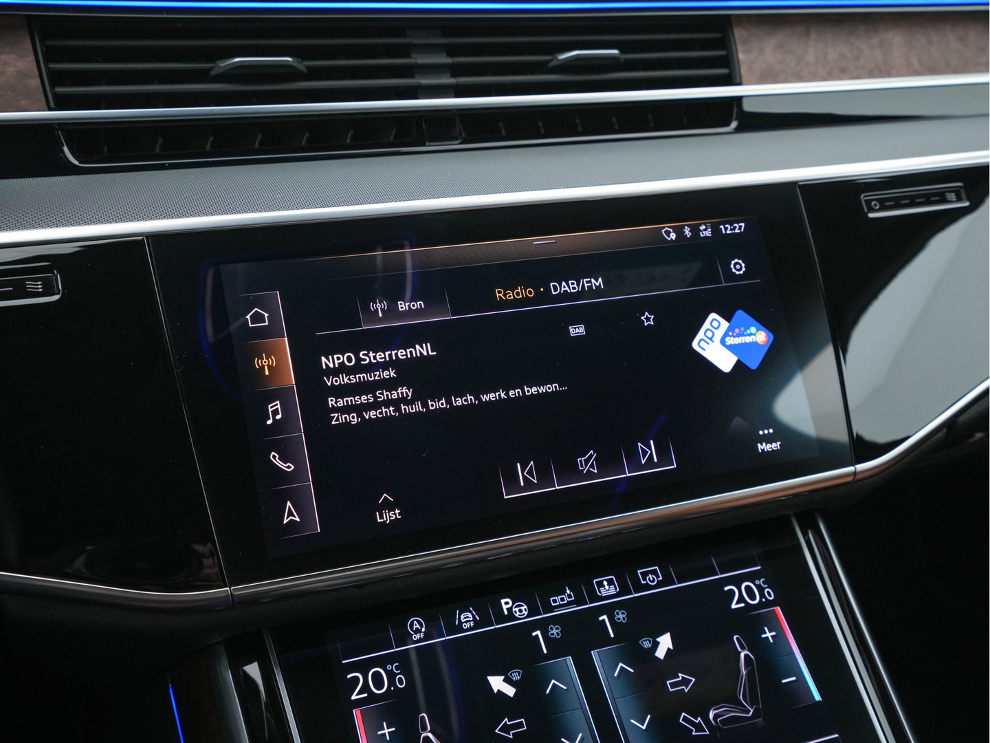 Audi A8 50 TDI Quattro MHEV Aut. *MATRIX-LED | LEATHER | DIGI-COCKPIT | BANG/OLUFSEN | SOFTCLOSE | KEYLESS | MEMORY-SEATS | ADAPTIVE-CRUISE | DAB | CAMERA | ECC | PDC | AIR-SUSPENSION | AMBIENT-LIGHT | ...