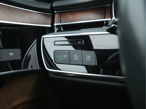 Audi A8 50 TDI Quattro MHEV Aut. *MATRIX-LED | LEATHER | DIGI-COCKPIT | BANG/OLUFSEN | SOFTCLOSE | KEYLESS | MEMORY-SEATS | ADAPTIVE-CRUISE | DAB | CAMERA | ECC | PDC | AIR-SUSPENSION | AMBIENT-LIGHT | ...