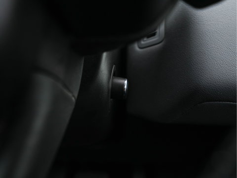 Land Rover Range Rover Sport 3.0 TDV6 HSE Dynamic [ 7-Pers ] Aut. *PANO | LEATHER | BI-XENON | NAVI-FULLMAP | CAMERA | CRUISE | HEAD-UP | MEMORY-PACK | HEATED-COMFORTSEATS | PRIVACY-GLASS | SHIFT-PADDLES | TOWBAR | 20"ALU*