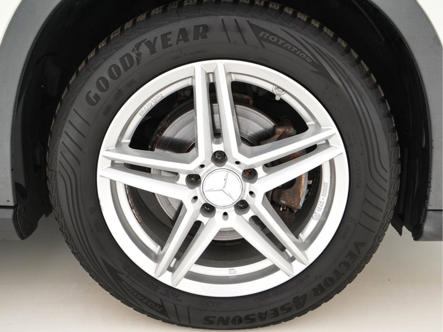 Mercedes-Benz GLA 200 CDI Ambition *NAVI-FULLMAP | ECC | CRUISE | HEATED-COMFORT-SEATS | TOWBAR | PDC |  CARBON-INLAY | 17"ALU*