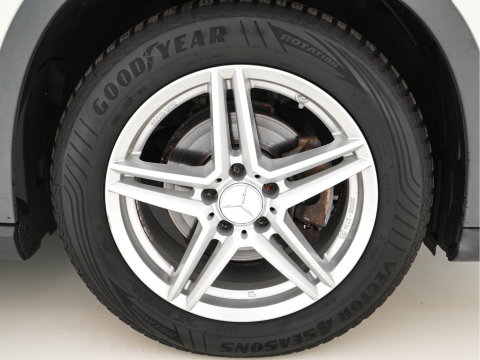 Mercedes-Benz GLA 200 CDI Ambition *NAVI-FULLMAP | ECC | CRUISE | HEATED-COMFORT-SEATS | TOWBAR | PDC |  CARBON-INLAY | 17"ALU*