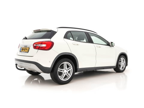 Mercedes-Benz GLA 200 CDI Ambition *NAVI-FULLMAP | ECC | CRUISE | HEATED-COMFORT-SEATS | TOWBAR | PDC |  CARBON-INLAY | 17"ALU*