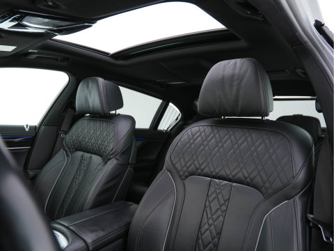BMW 7 Serie 750i Long M-Aerodynamic xDrive High Executive Aut. *PANO | DESIGN-LEATHER | LASER-LED | SOFTCLOSE |TOPVIEW | HARMAN/KARDON-SOUND | MEMORY-PACK | NAVI-FULLMAP | KEYLESS | ADAPTIVE-CRUISE | HEAD-UP | MASSAGE/HEATED/COOLED-COMFORT-SEATS | .