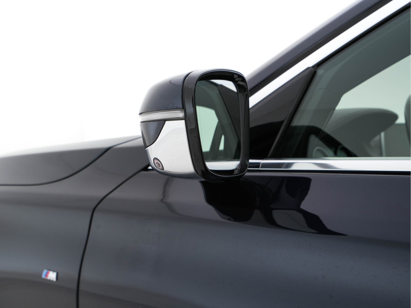 BMW 7 Serie 750i Long M-Aerodynamic xDrive High Executive Aut. *PANO | DESIGN-LEATHER | LASER-LED | SOFTCLOSE |TOPVIEW | HARMAN/KARDON-SOUND | MEMORY-PACK | NAVI-FULLMAP | KEYLESS | ADAPTIVE-CRUISE | HEAD-UP | MASSAGE/HEATED/COOLED-COMFORT-SEATS | .