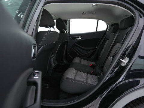Mercedes-Benz GLA 180 CDI (INCL-BTW) *NAVI-FULLMAP | AIRCO | COMFORT-SEATS | CARBON-INLAY |  17"ALU*