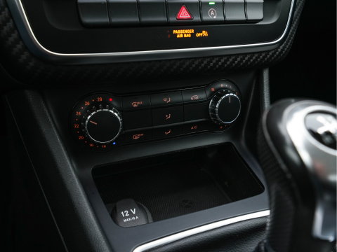 Mercedes-Benz GLA 180 CDI (INCL-BTW) *NAVI-FULLMAP | AIRCO | COMFORT-SEATS | CARBON-INLAY |  17"ALU*
