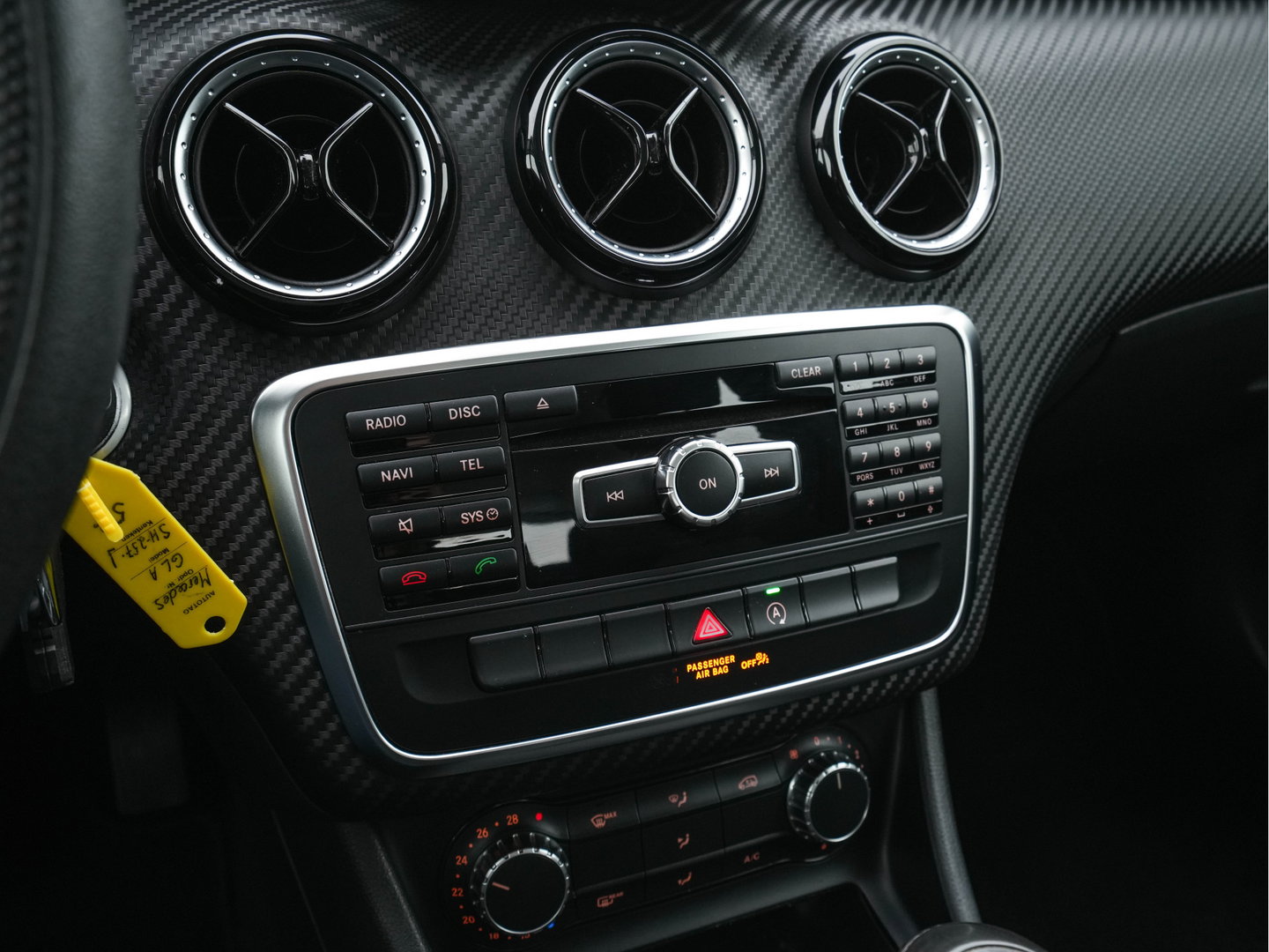 Mercedes-Benz GLA 180 CDI (INCL-BTW) *NAVI-FULLMAP | AIRCO | COMFORT-SEATS | CARBON-INLAY |  17"ALU*