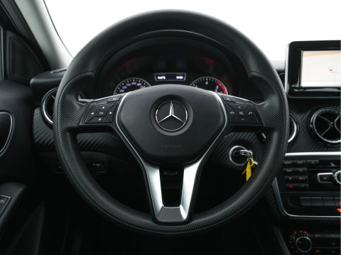Mercedes-Benz GLA 180 CDI (INCL-BTW) *NAVI-FULLMAP | AIRCO | COMFORT-SEATS | CARBON-INLAY |  17"ALU*