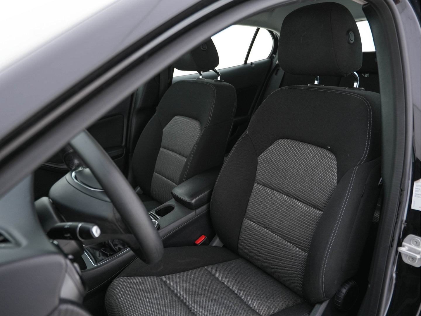Mercedes-Benz GLA 180 CDI (INCL-BTW) *NAVI-FULLMAP | AIRCO | COMFORT-SEATS | CARBON-INLAY |  17"ALU*