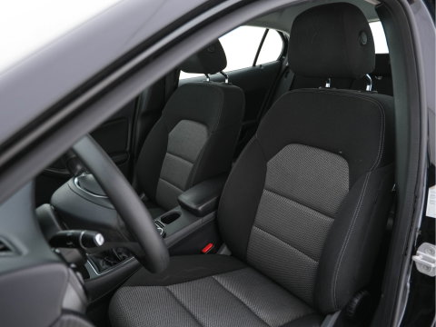 Mercedes-Benz GLA 180 CDI (INCL-BTW) *NAVI-FULLMAP | AIRCO | COMFORT-SEATS | CARBON-INLAY |  17"ALU*